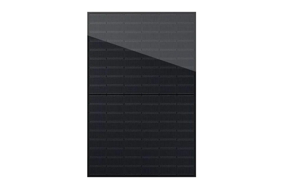 Denim Solar full-black solar panel